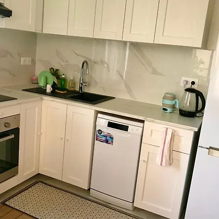 Appartement Cozy Frenchy Nearby La Seine Parijs